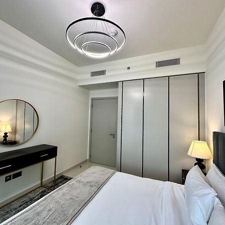 דירות דובאי Lux Bnb I Sun Rise Bay I Palm & Sea View מראה חיצוני תמונה