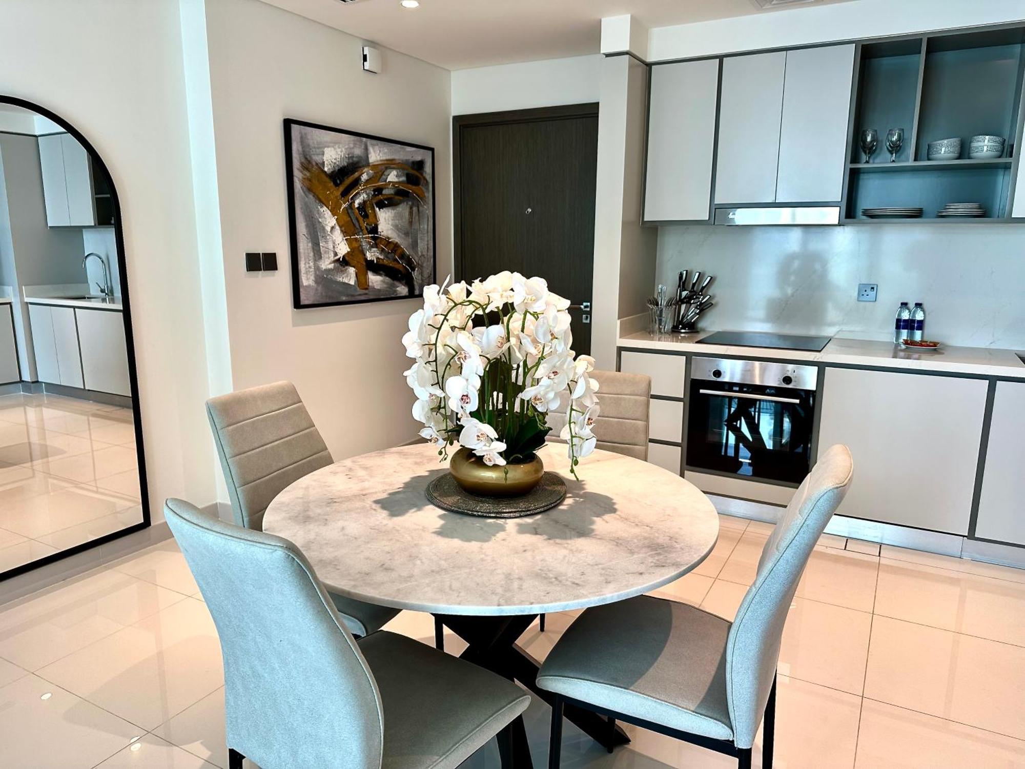 דירות דובאי Lux Bnb I Sun Rise Bay I Palm & Sea View מראה חיצוני תמונה