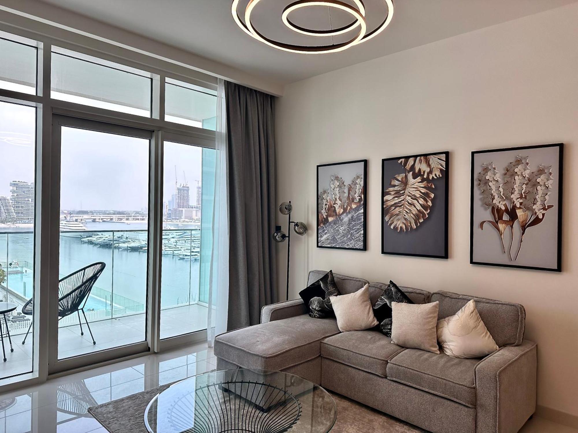 דירות דובאי Lux Bnb I Sun Rise Bay I Palm & Sea View מראה חיצוני תמונה