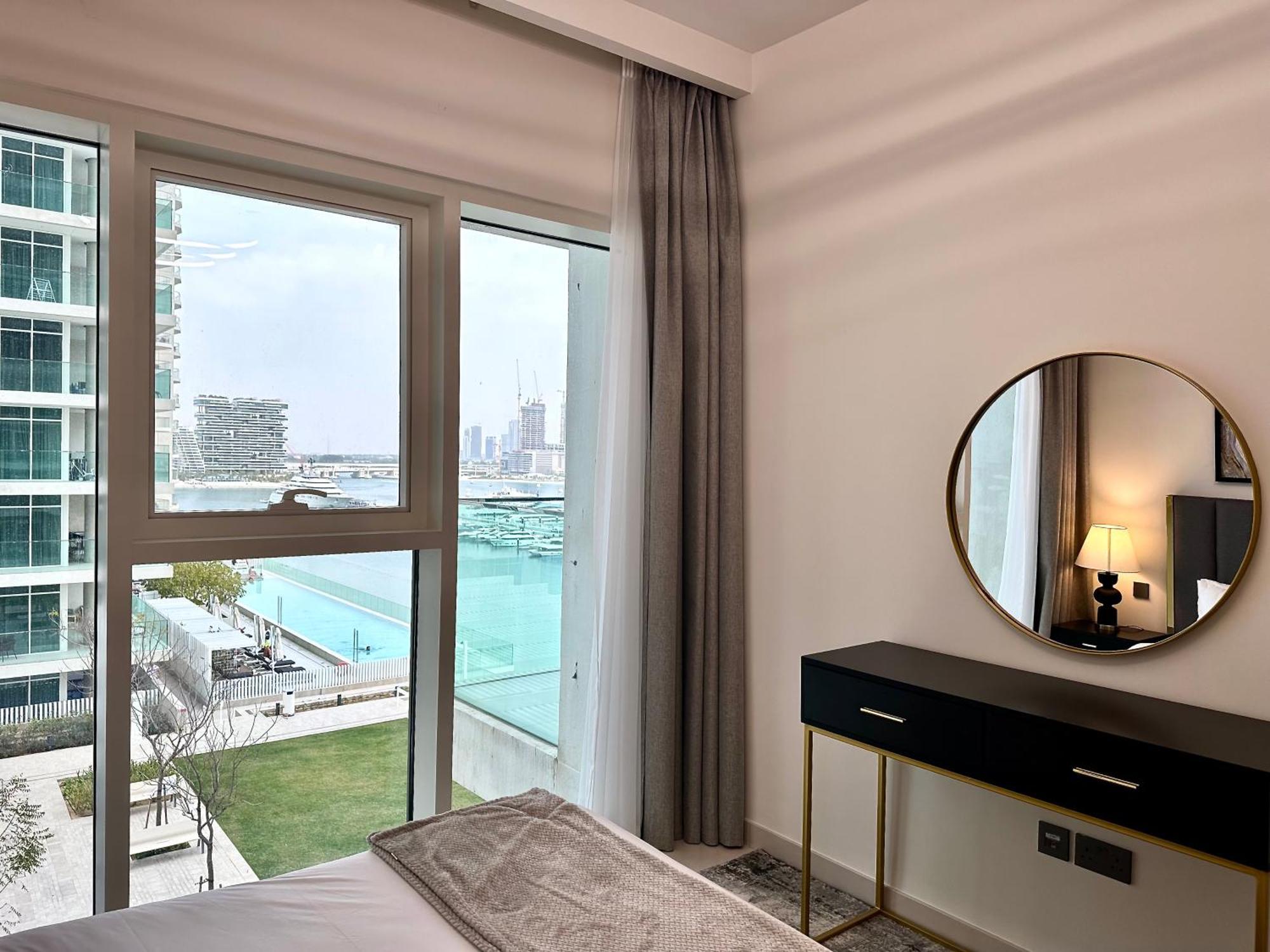 דירות דובאי Lux Bnb I Sun Rise Bay I Palm & Sea View מראה חיצוני תמונה